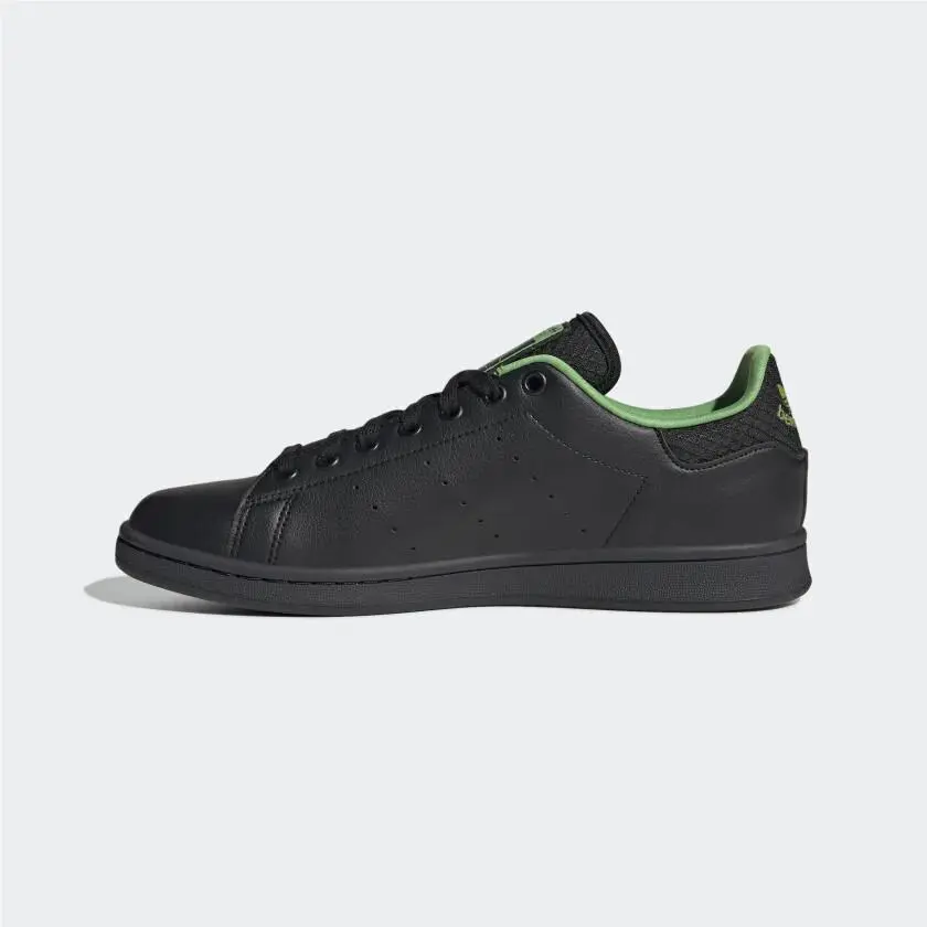 Adidas shoes - ADIDAS ORIGINALS STAN SMITH - ORIGINALS STAN SMITH - GZ5993 - Footwear White / Pantone / Pantone 5