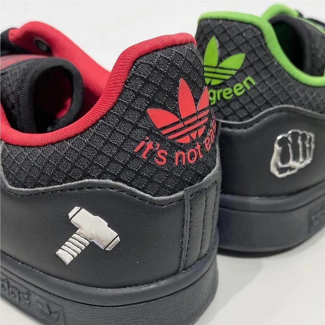 Adidas shoes - ADIDAS ORIGINALS STAN SMITH - ORIGINALS STAN SMITH - GZ5993 - Footwear White / Pantone / Pantone 41