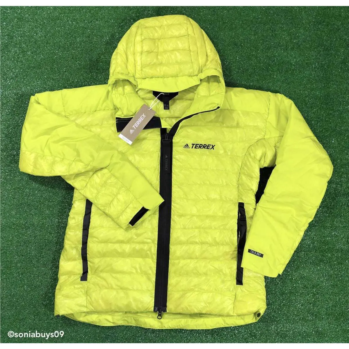 Adidas clothing - Acid Yellow 10