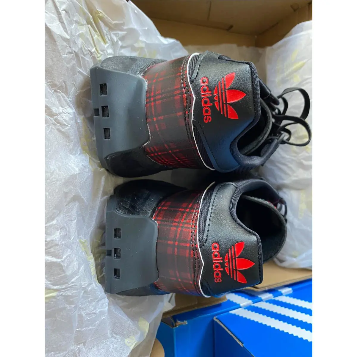 Adidas shoes - ADIDAS ORIGINALS RETROPY E5 - ORIGINALS RETROPY - GZ4619 - BLACK/RED 16