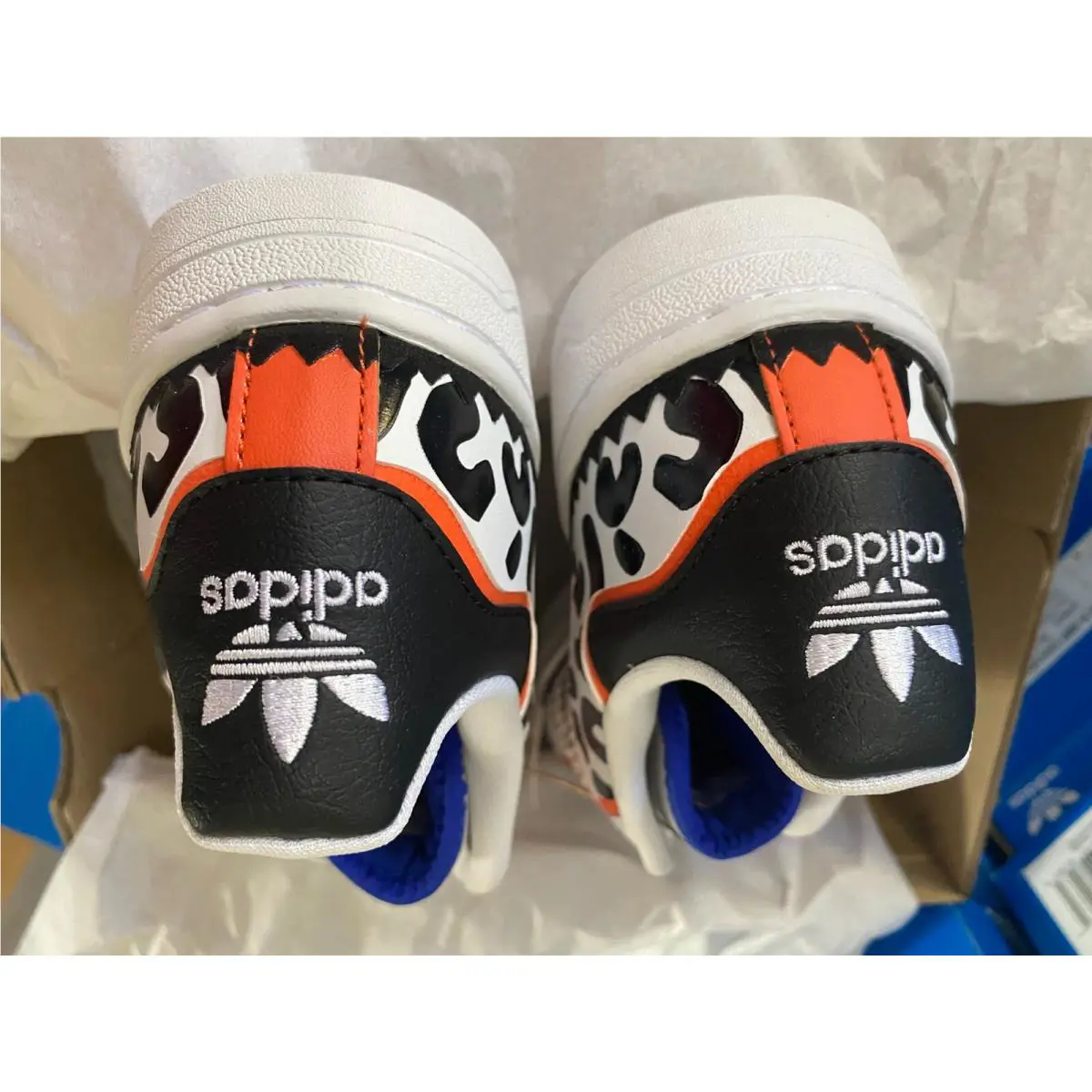 Adidas shoes - SUPERSTAR - SUPERSTAR - GW0523 - White/Core Black/True Orange 22