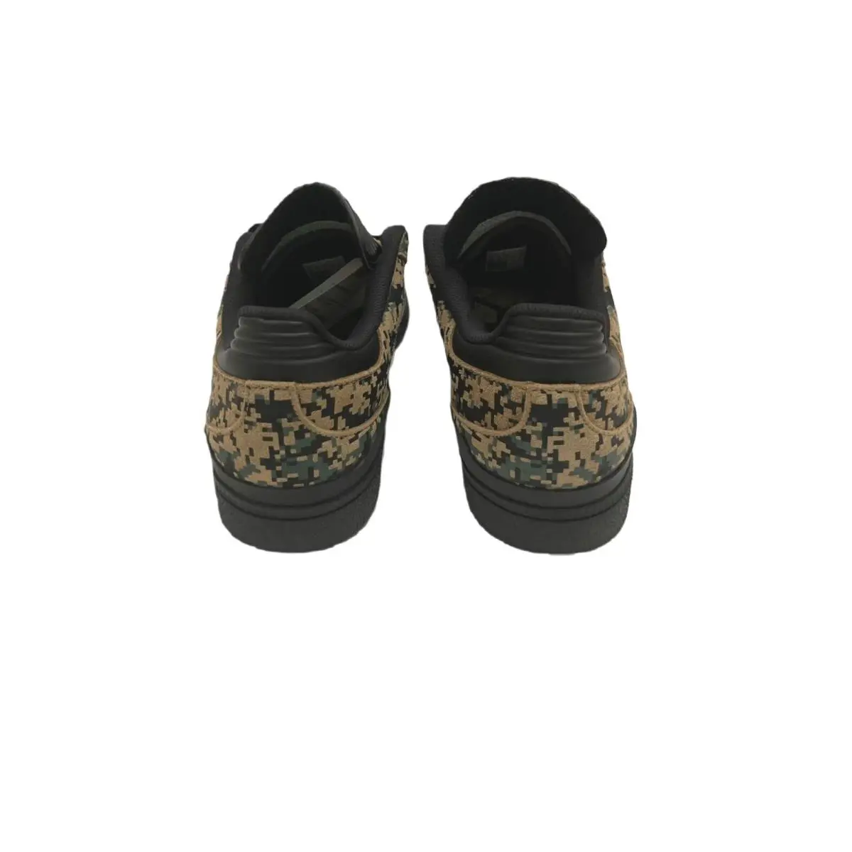Adidas shoes - Busenitz - Busenitz - HQ 2028 - Core Black/Cardboard/Gold Metallic 11