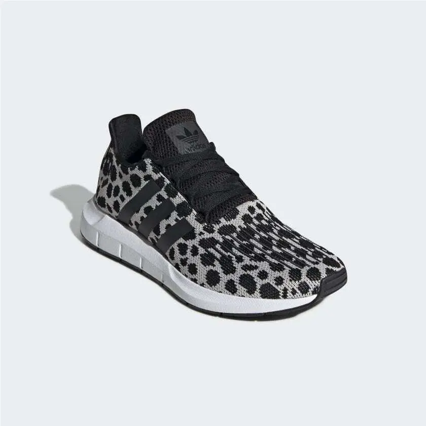 Adidas shoes - adidas Swift Run - Swift Run - BD7962 - Raw White / Core Black / Carbon 5