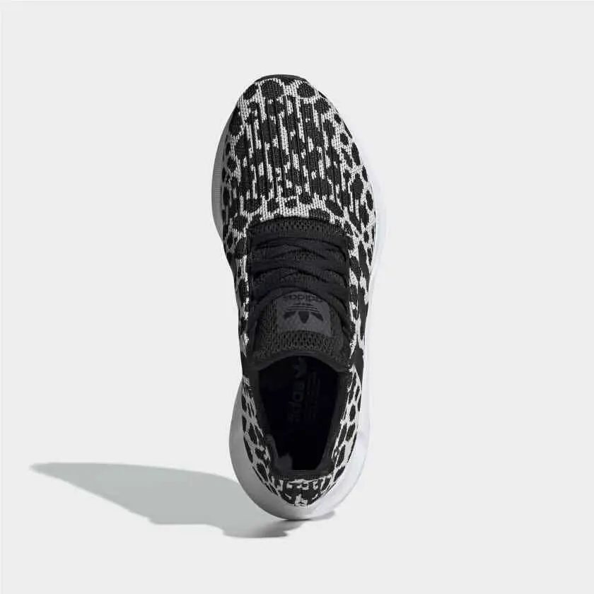 Adidas shoes - adidas Swift Run - Swift Run - BD7962 - Raw White / Core Black / Carbon 23