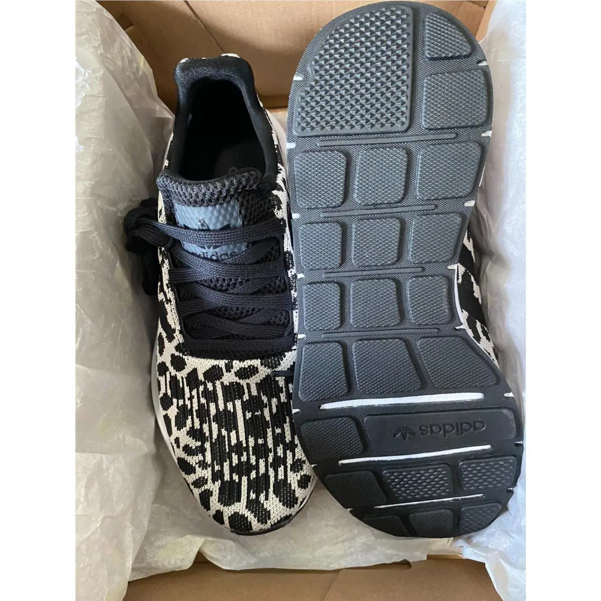 Adidas shoes - adidas Swift Run - Swift Run - BD7962 - Raw White / Core Black / Carbon 12
