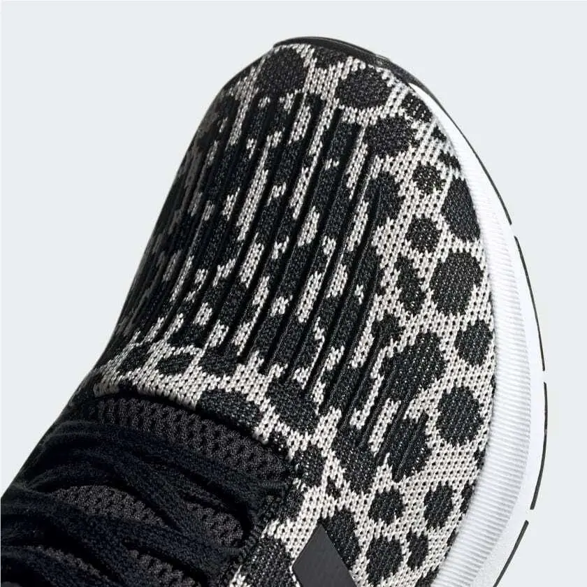 Adidas shoes - adidas Swift Run - Swift Run - BD7962 - Raw White / Core Black / Carbon 1