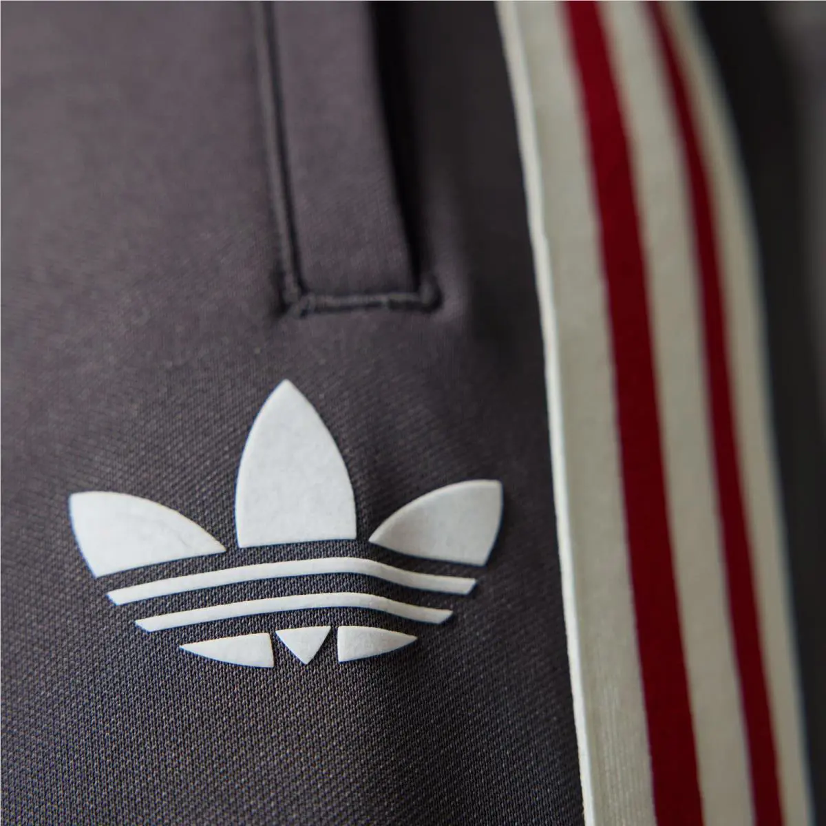 Adidas clothing - Adidas Manchester United Beckenbauer Track Pants - Black 10