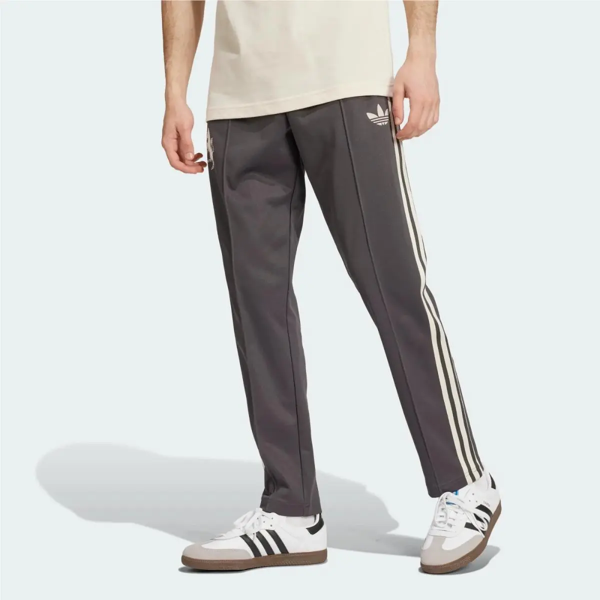 Adidas clothing - adidas Beckenbauer - Beckenbauer - IY0051 - Utility Black 15