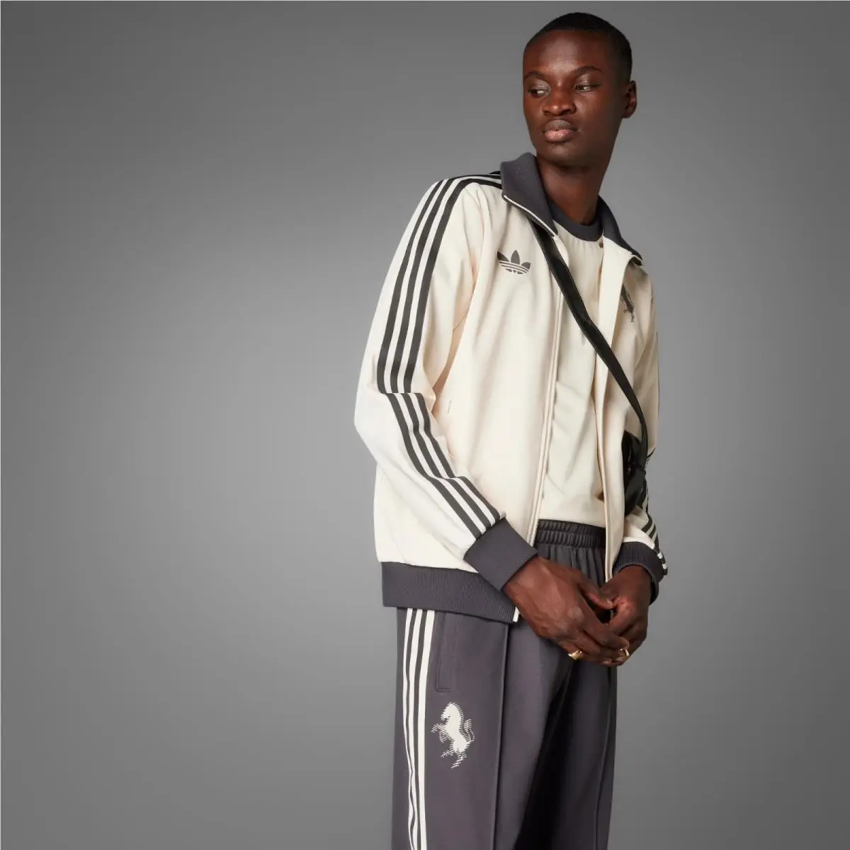 Adidas clothing - adidas Beckenbauer - Beckenbauer - IY0051 - Utility Black 28
