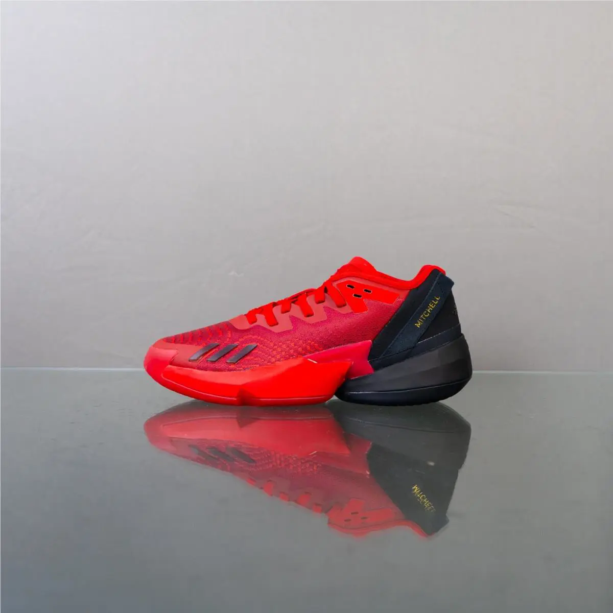 Adidas shoes - adidas D.O.N. Issue - Issue - Adidas DON Issue - Red 10