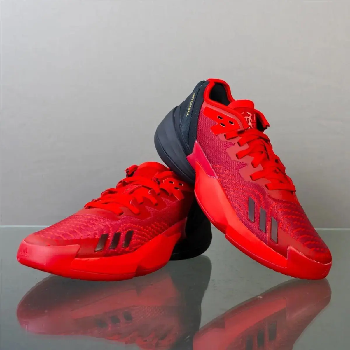 Adidas shoes - adidas D.O.N. Issue - Issue - Adidas DON Issue - Red 11