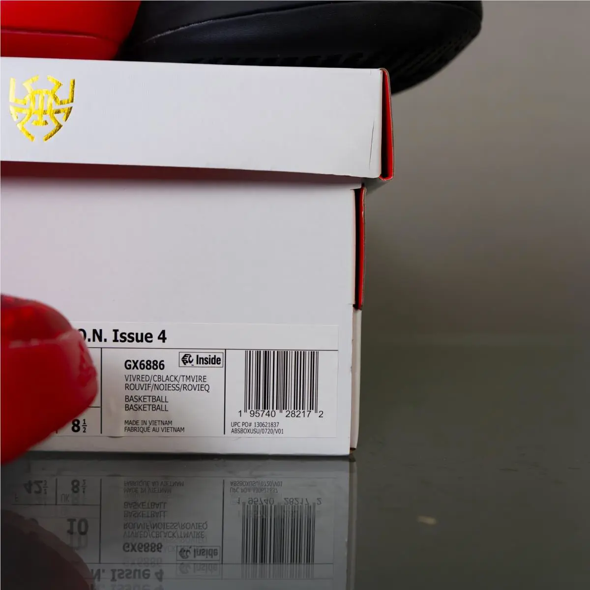 Adidas shoes - adidas D.O.N. Issue - Issue - Adidas DON Issue - Red 1
