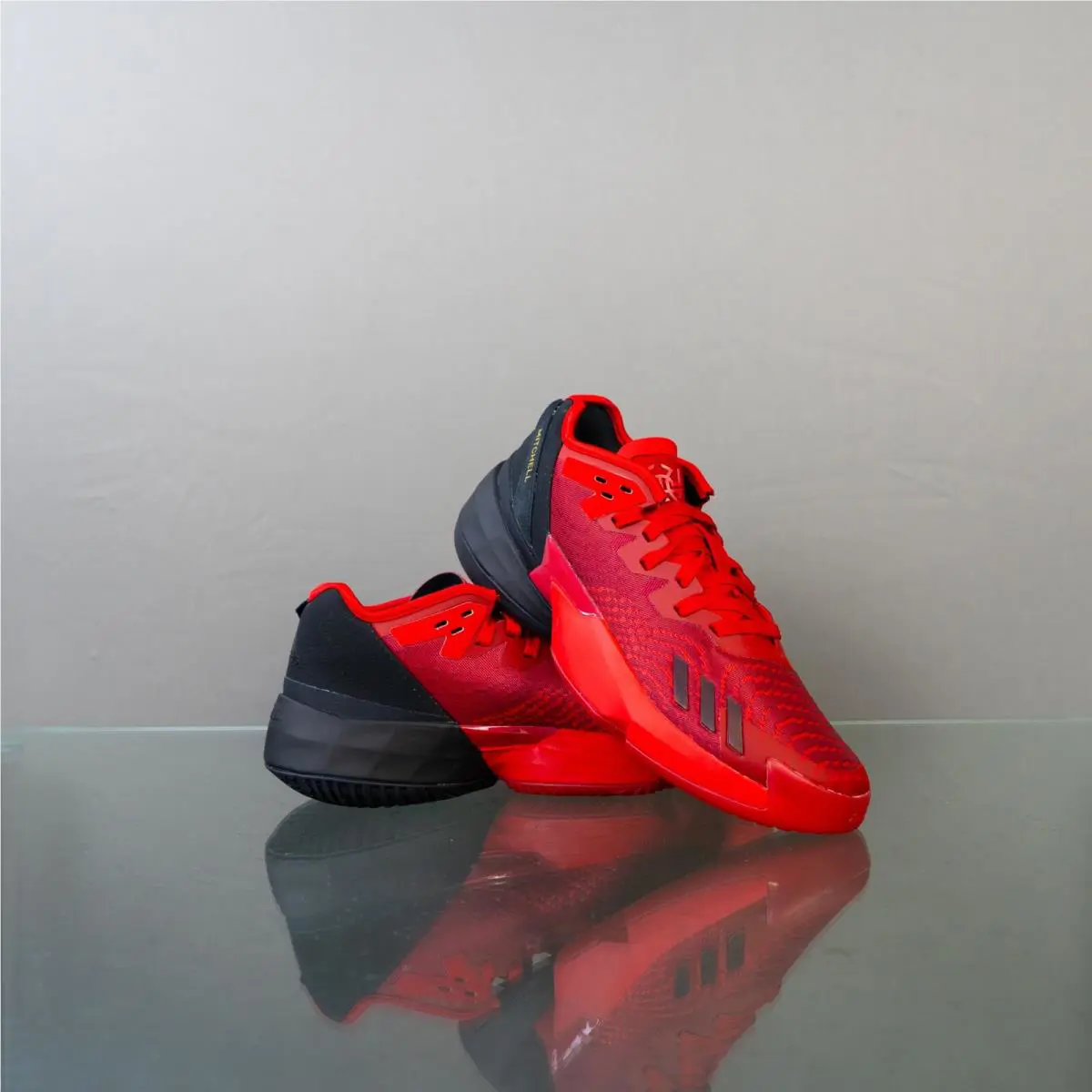 Adidas shoes - adidas D.O.N. Issue - Issue - Adidas DON Issue - Red 5
