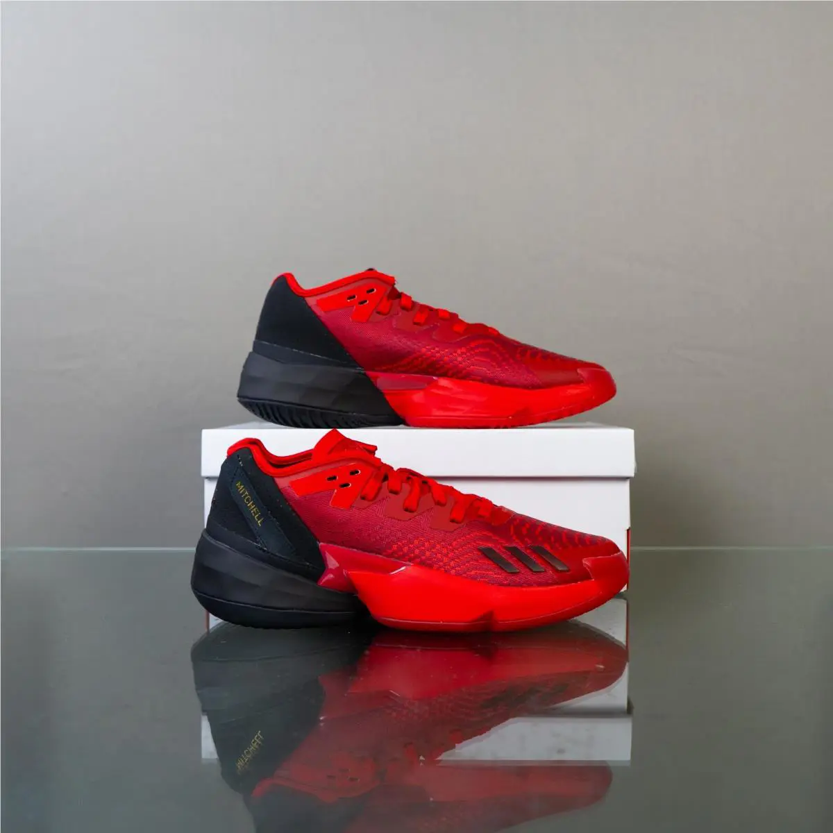 Adidas shoes - adidas D.O.N. Issue - Issue - Adidas DON Issue - Red 17