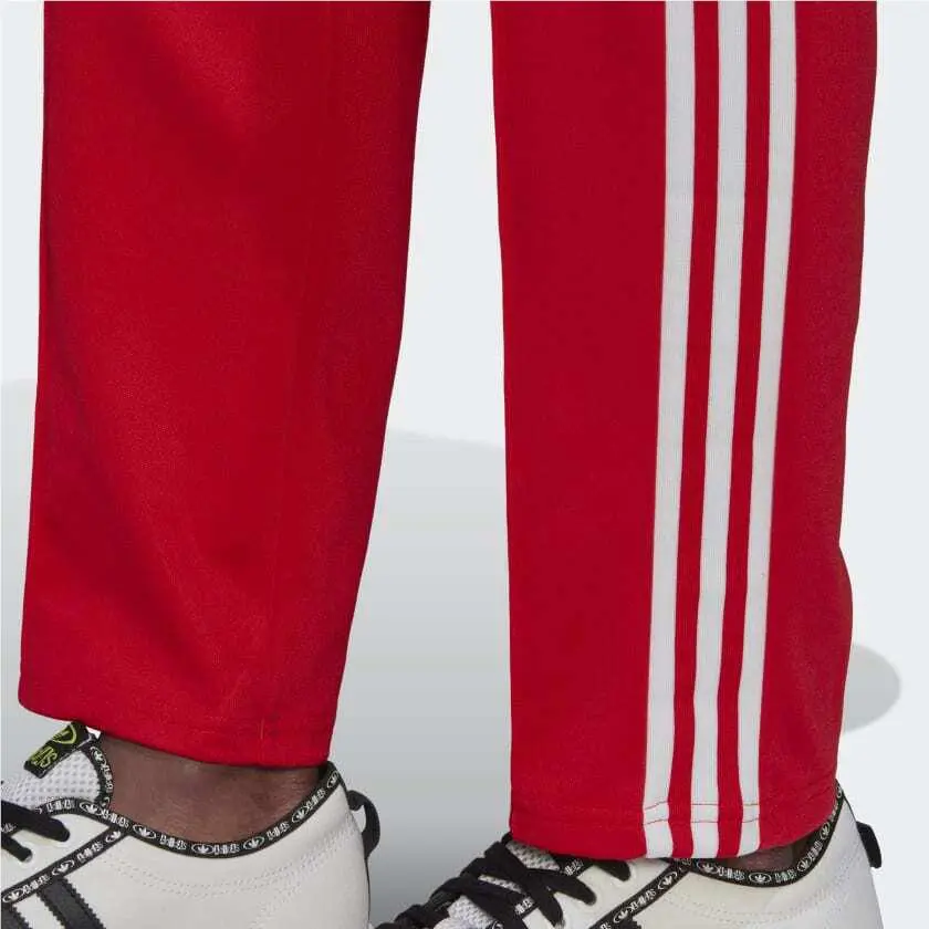 Adidas clothing - H09114 - HK7373 - Vivid Red 10