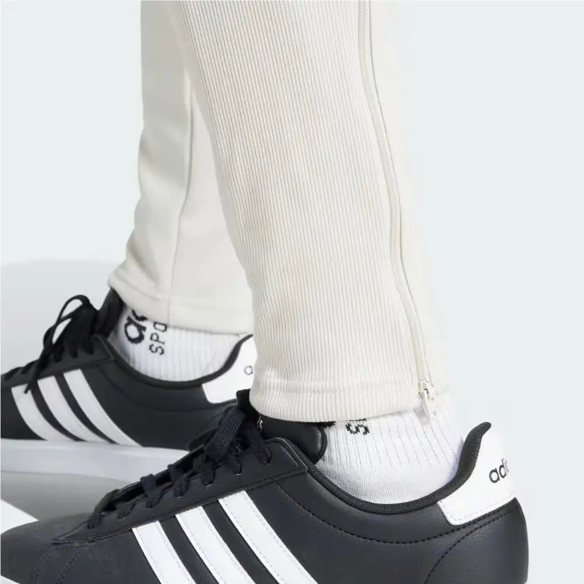 Adidas clothing - adidas Originals - Originals - IW3591 - Alumina 4