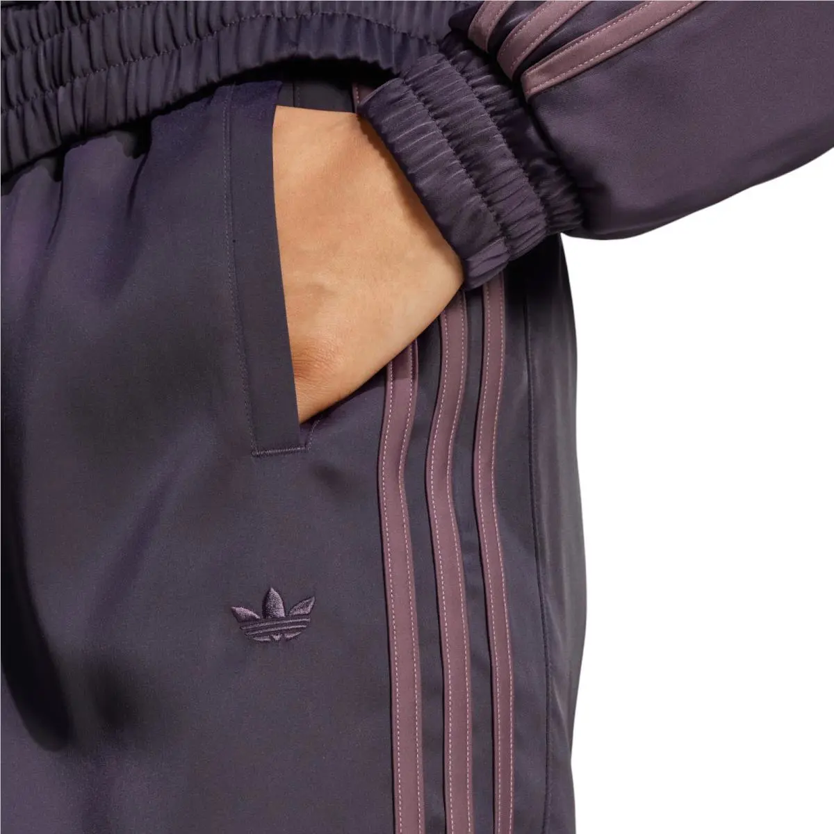 Adidas clothing - Aurora Black 2