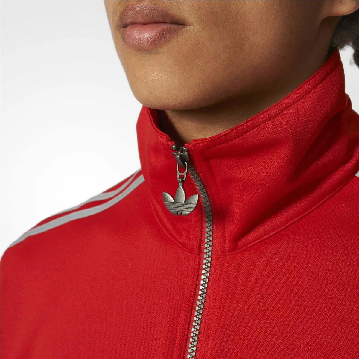 Adidas clothing - Scarle 2