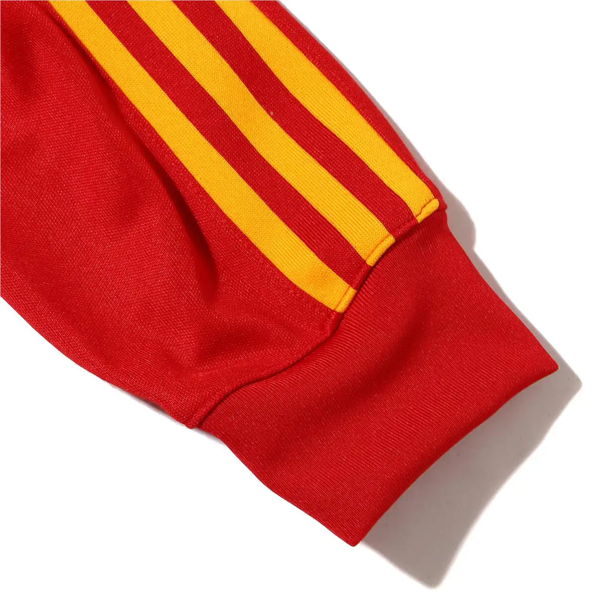 Adidas clothing - Originals Adicolor Classics Firebird - Originals Adicolor Classics Firebird - HK7404 HK7407 - Team Power Red / Team Power Red / Team Colleg Gold 6