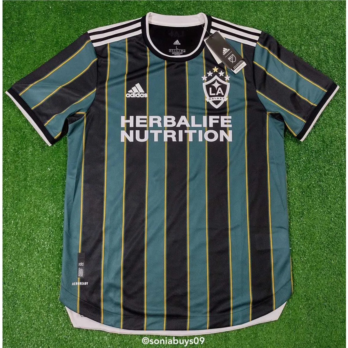 Adidas clothing - Black / Tech Green / White 12