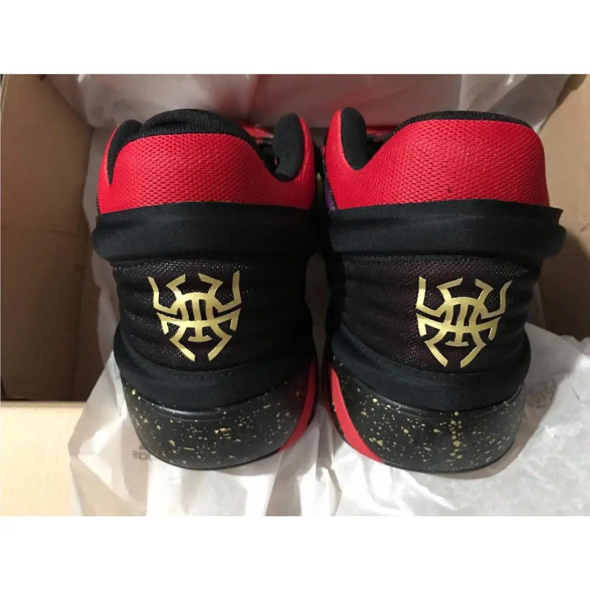 Adidas shoes - ADIDAS D.O.N Issue 2 