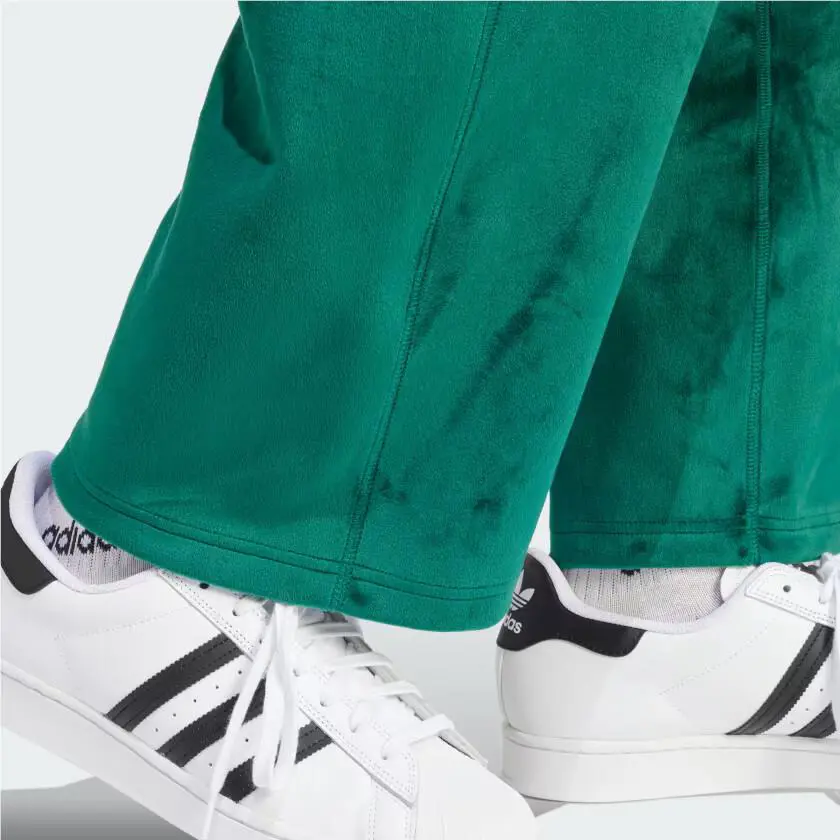Adidas clothing - adidas Originals - Originals - II5805 - Collegiate Green 10