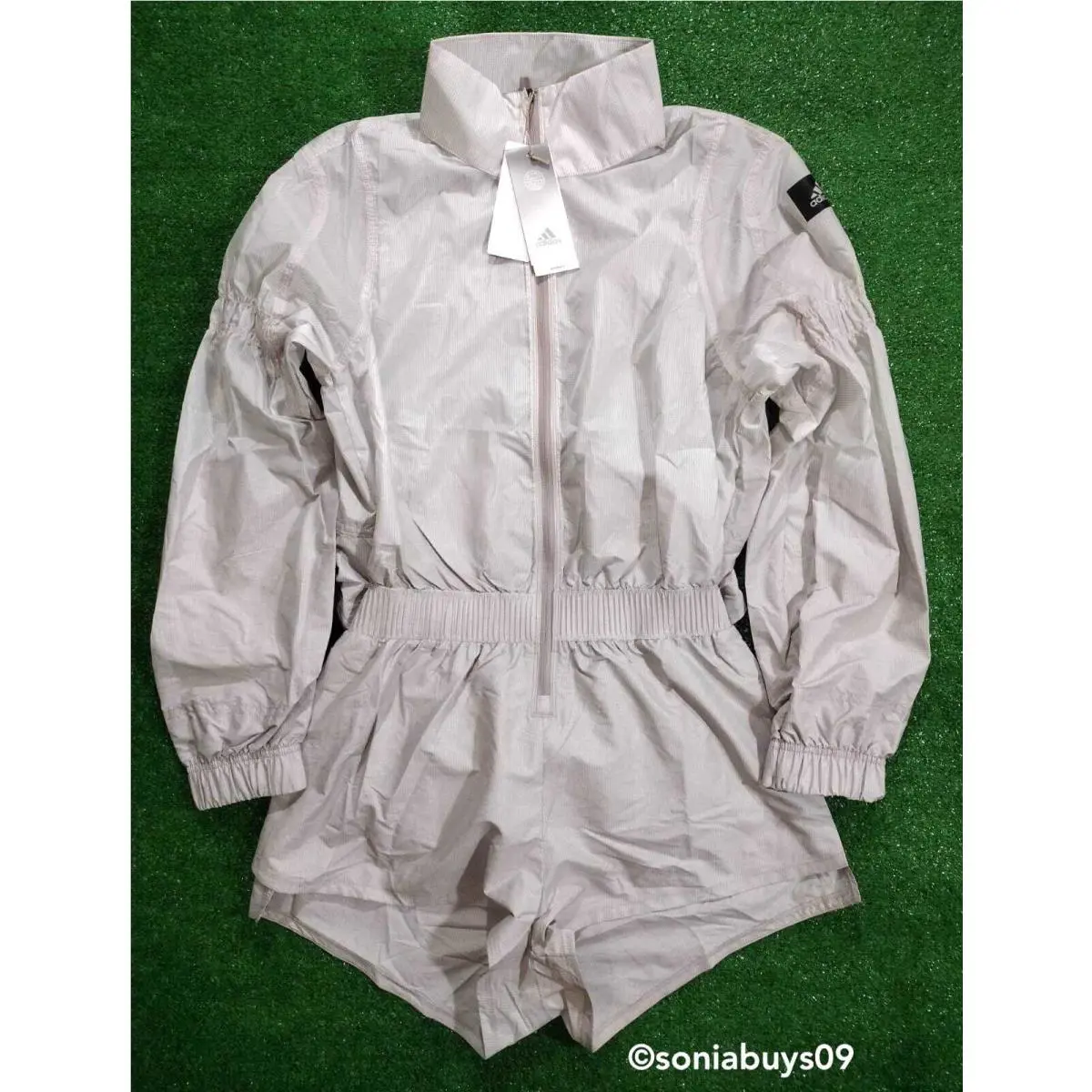 Adidas Women`s Best of Adidas Running Jacket/romper HP2001 Vapour Grey Sizes