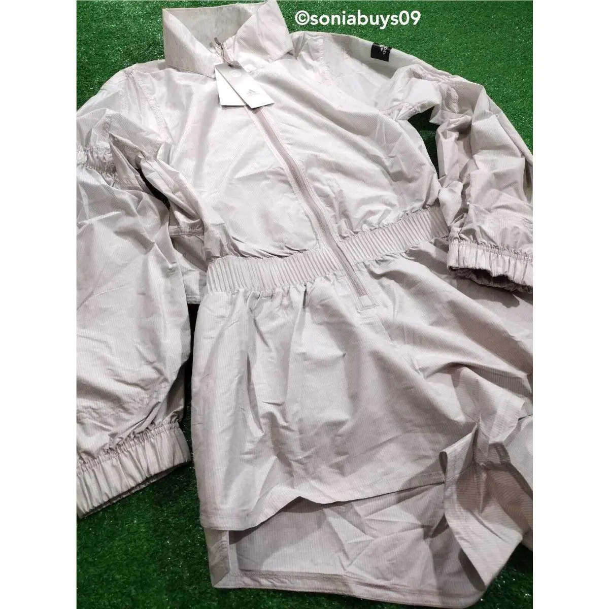 Adidas clothing - Vapour Grey 0