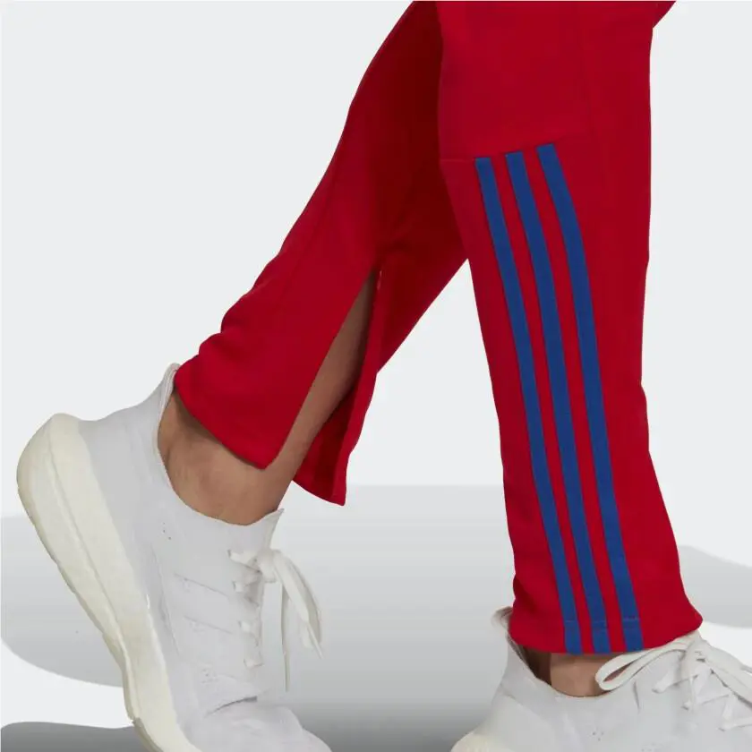 Adidas clothing - HK4468 - HK4468 - Vivid Red 6