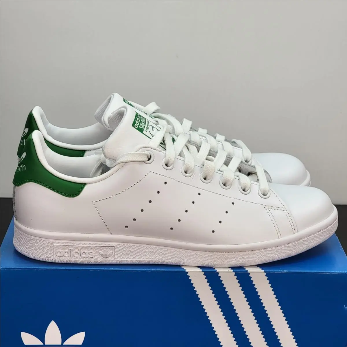 Adidas shoes - adidas Stan Smith - Stan Smith - B24105 - White 2