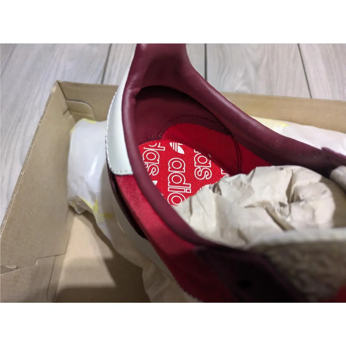 Adidas shoes - adidas SL 72 - JI1280 - Red 4