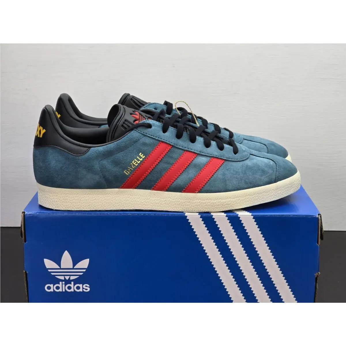 Adidas shoes - adidas Gazelle - Gazelle - IH2626 - Green 2