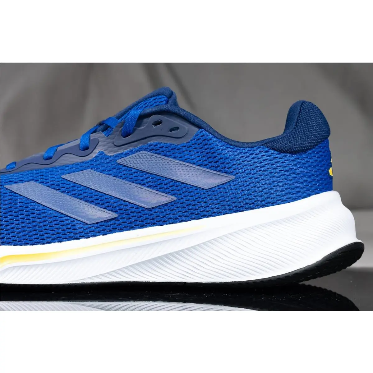 Response Running Shoes Men`s Size 9.5 Royal Blue Spark Athletic Sneakers by Adidas