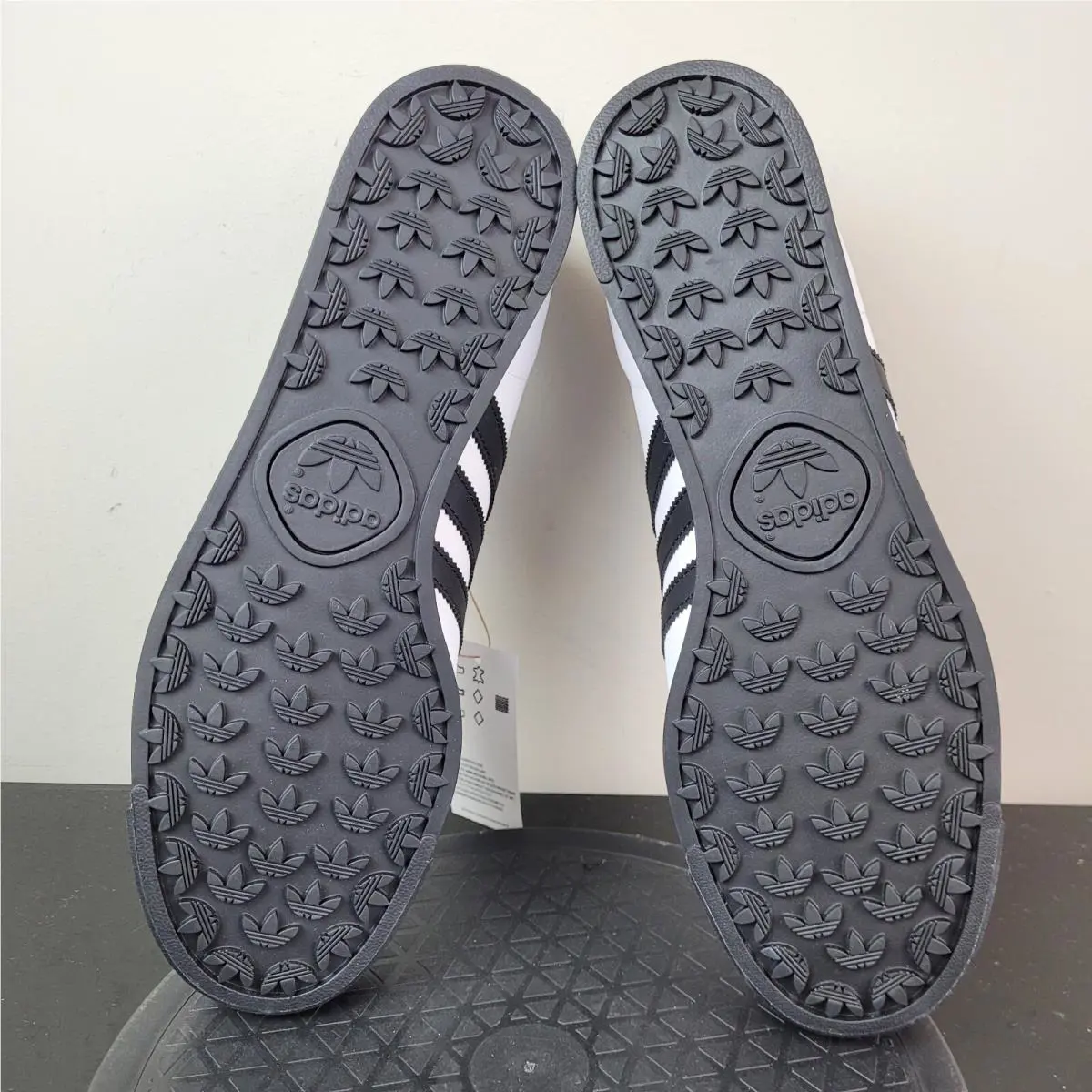 Adidas shoes - adidas Samoa - Samoa - 675033 - White (UPC: 098098724601) 4