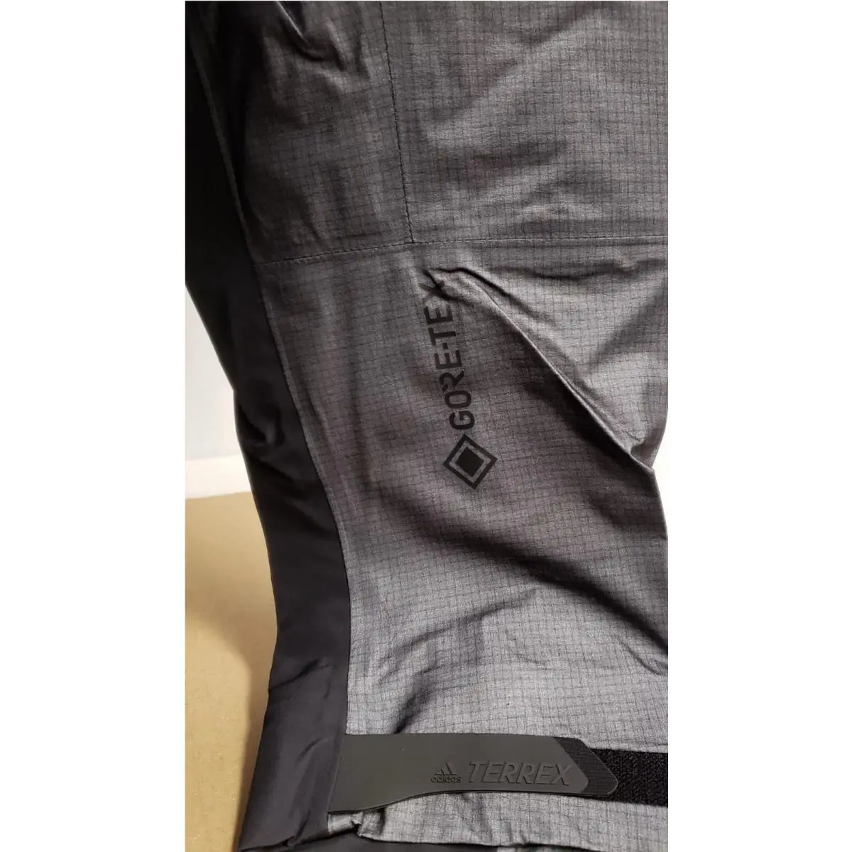 Adidas clothing - H57721 - H57721 - Gray 3
