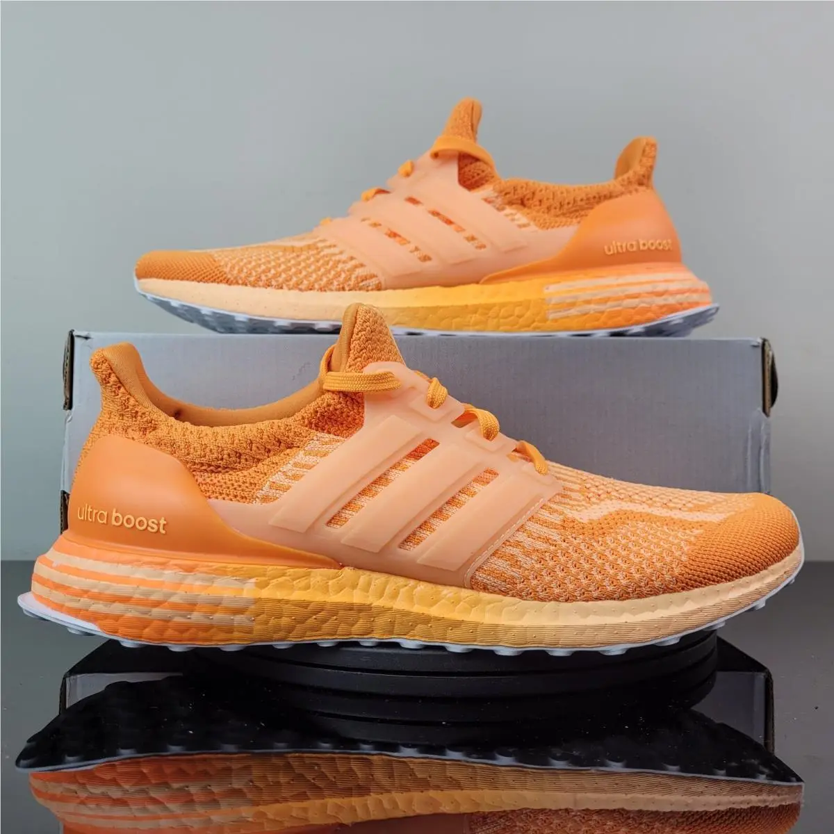 Adidas Ultraboost 5.0 Dna Running Shoes Acid Orange Sneaker HR0594 Men’s Sz 8.5