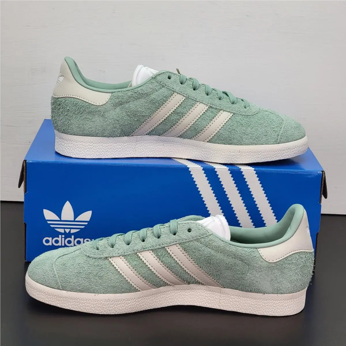 Adidas shoes - adidas Originals - Originals - IG4393 - Green 1