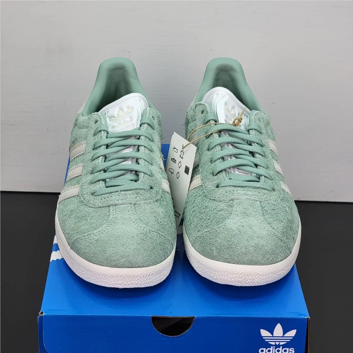 Adidas shoes - adidas Originals - Originals - IG4393 - Green 3