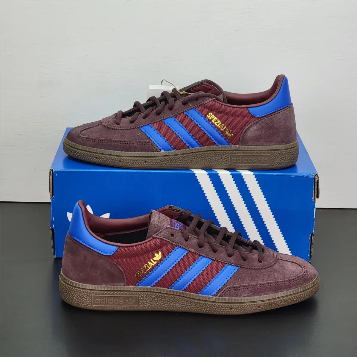 Adidas Handball Spezial Men`s Size 9.5 Athletic Shoes Burgundy Blue Sneakers