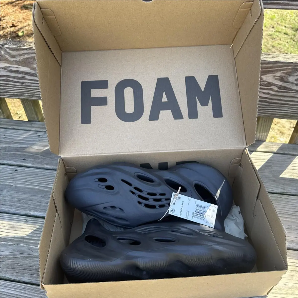 Adidas shoes - adidas Yeezy Foam RNNR - Yeezy Foam RNNR - HP8739 - Black 4