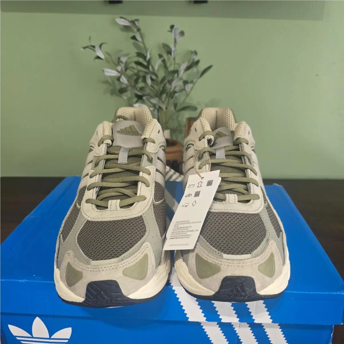 Adidas shoes - adidas Response CL - Response - ID4593 - SILPEB/WONBEI/FOCOLI 1