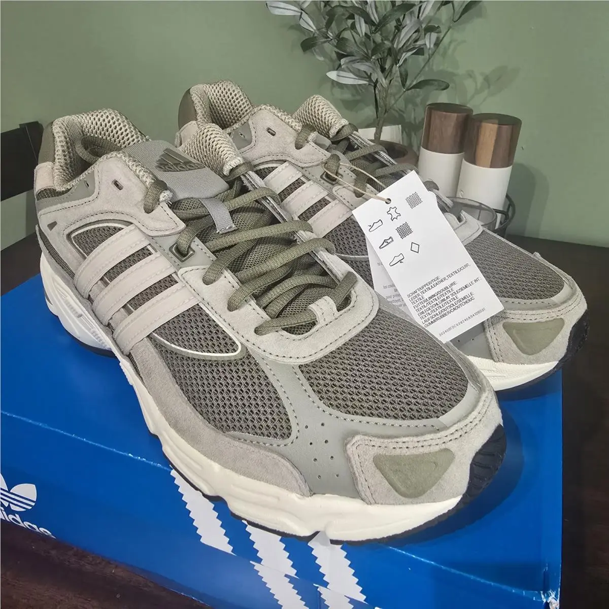 Adidas shoes - adidas Response CL - Response - ID4593 - SILPEB/WONBEI/FOCOLI 2