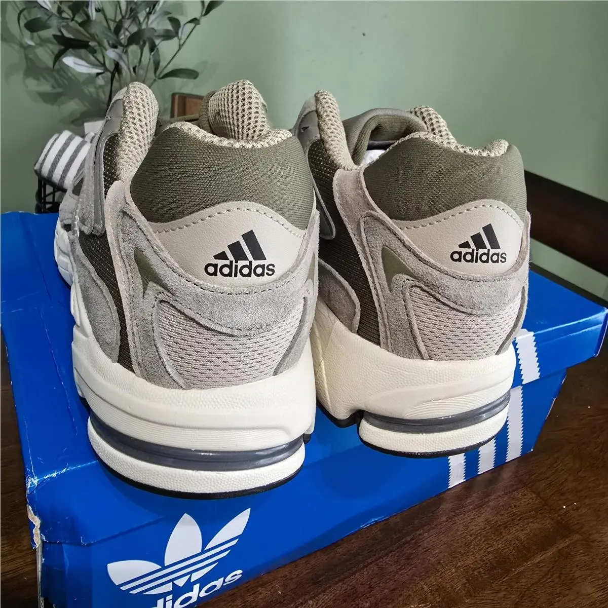 Adidas shoes - adidas Response CL - Response - ID4593 - SILPEB/WONBEI/FOCOLI 3