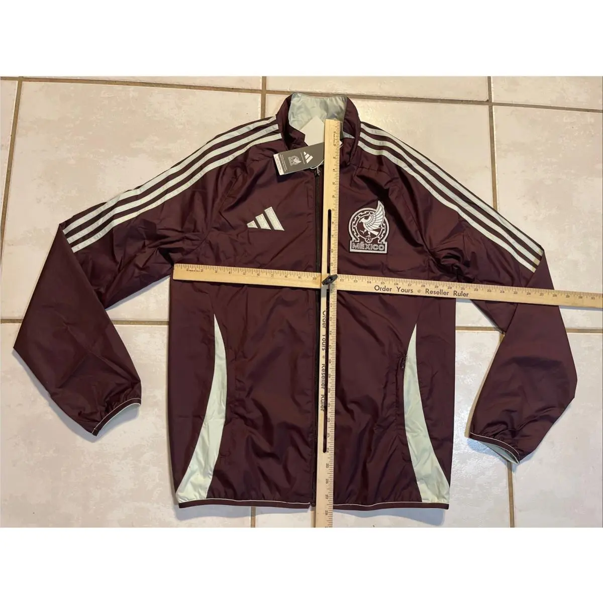 Adidas clothing - IW2922 - IW2922 - Dark Burgundy / Linen Green 9