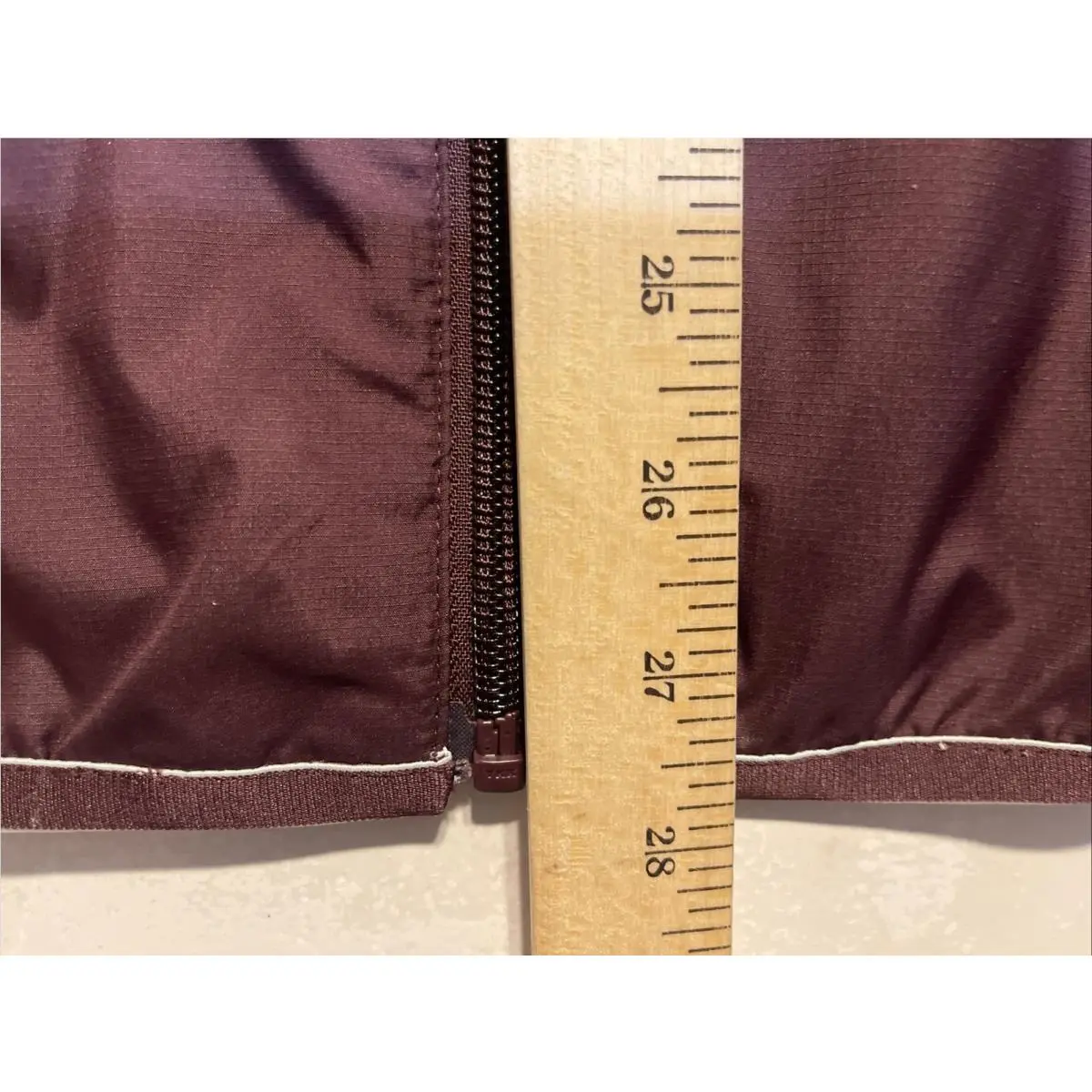 Adidas clothing - IW2922 - IW2922 - Dark Burgundy / Linen Green 11