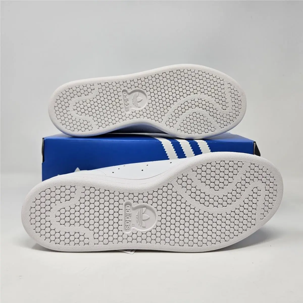 Adidas shoes - adidas Stan Smith - Stan Smith - FX5502 - White (UPC: 194814088283) 1