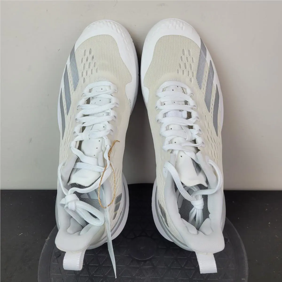 Adidas shoes - adidas Adizero Cybersonic - Adizero Cybersonic - IG9516 - White 3