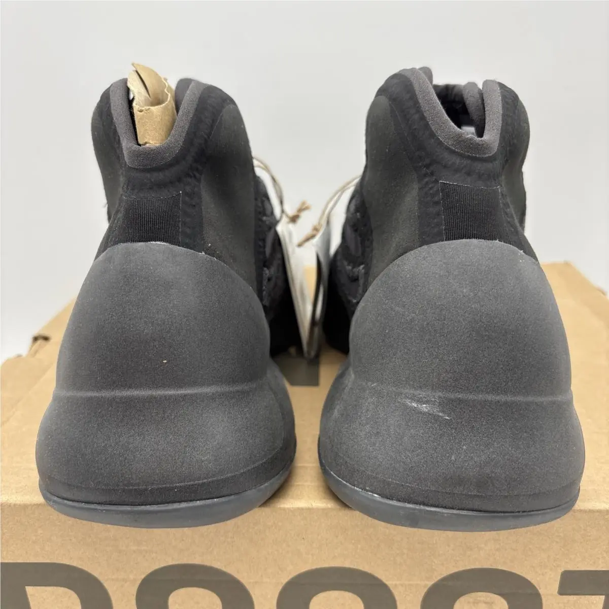 Adidas shoes - adidas Yeezy Quantum - Yeezy Quantum - GX1317 - Black 2