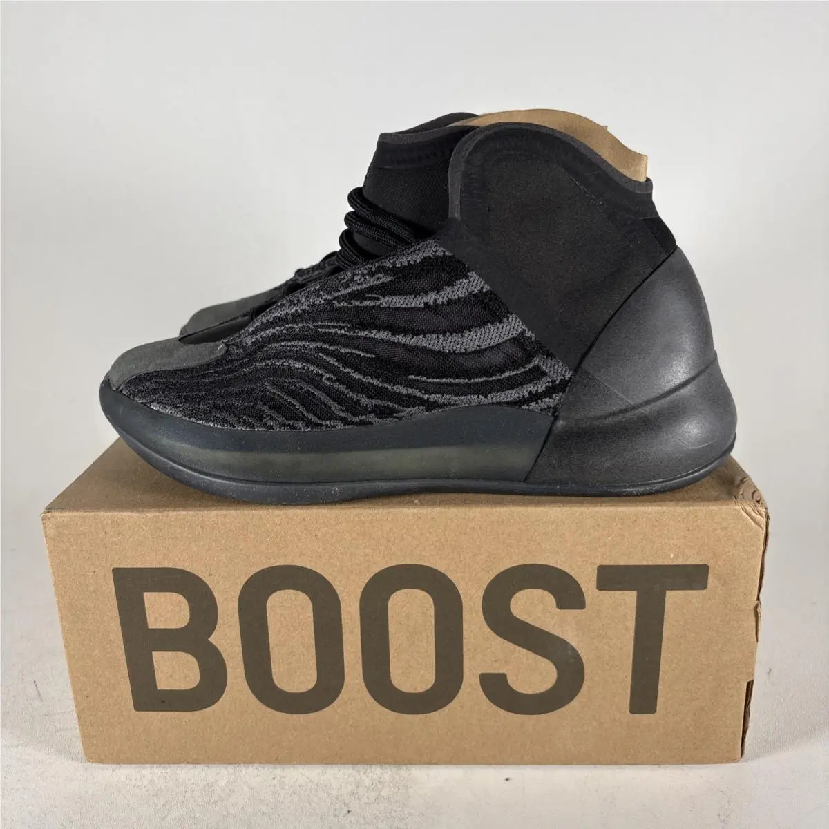 Adidas shoes - adidas Yeezy Quantum - Yeezy Quantum - GX1317 - Black 0