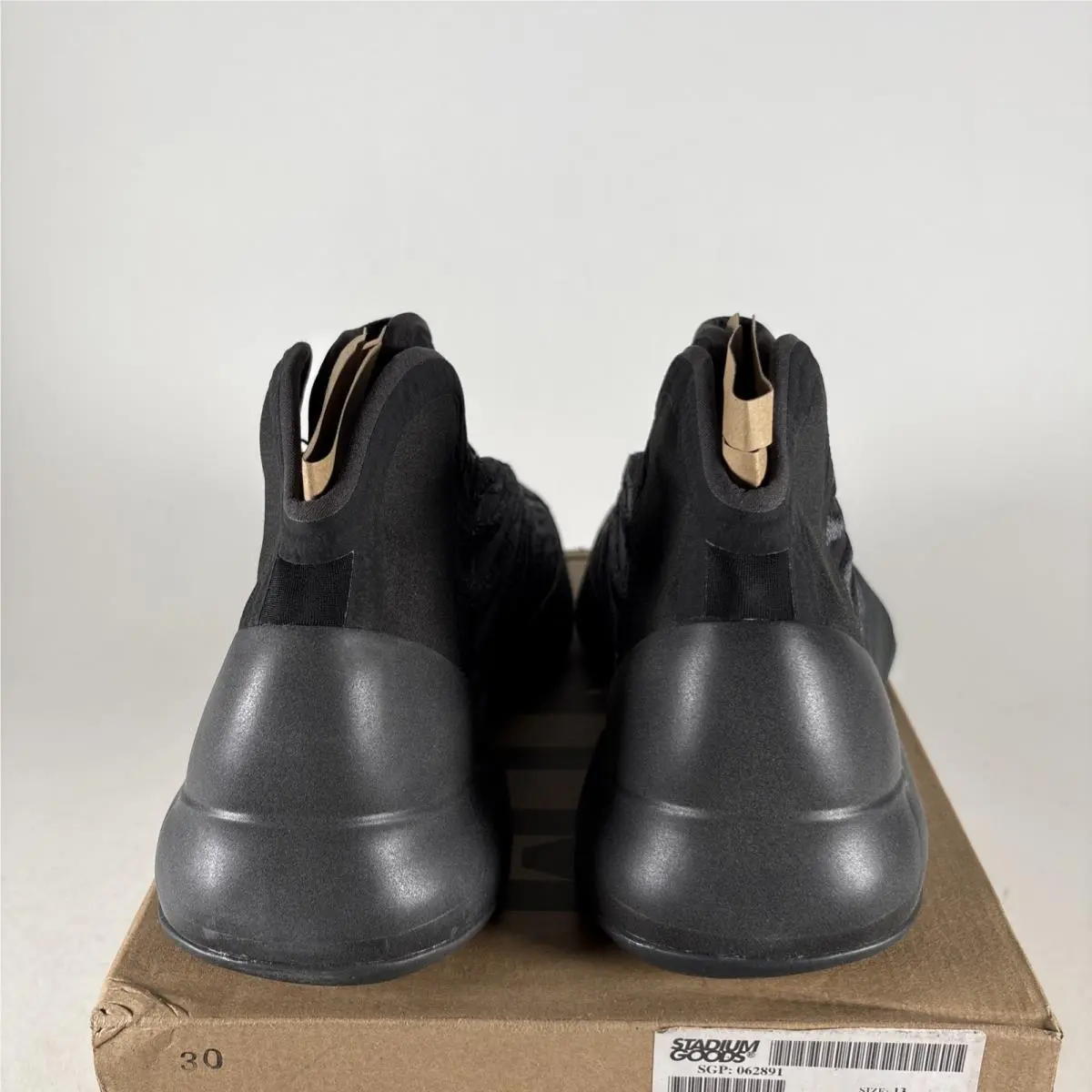 Adidas shoes - adidas Yeezy Quantum - Yeezy Quantum - GX1317 - Black 3